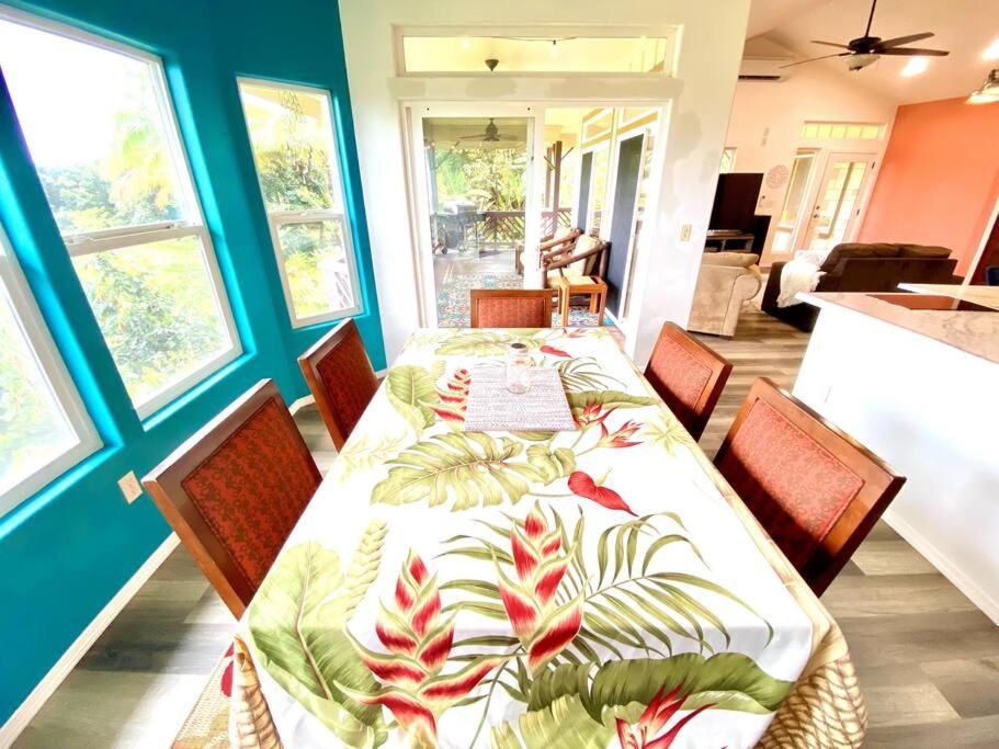 The Honomu House - Gorgeous, Spacious 4Bd2Ba Home Near Waterfalls And Hilo, Sleeps 12! Bagian luar foto